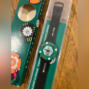 Vintage TRUMP Taj Mahal Novelty Watch --$25 Casino Chip  -- RARE